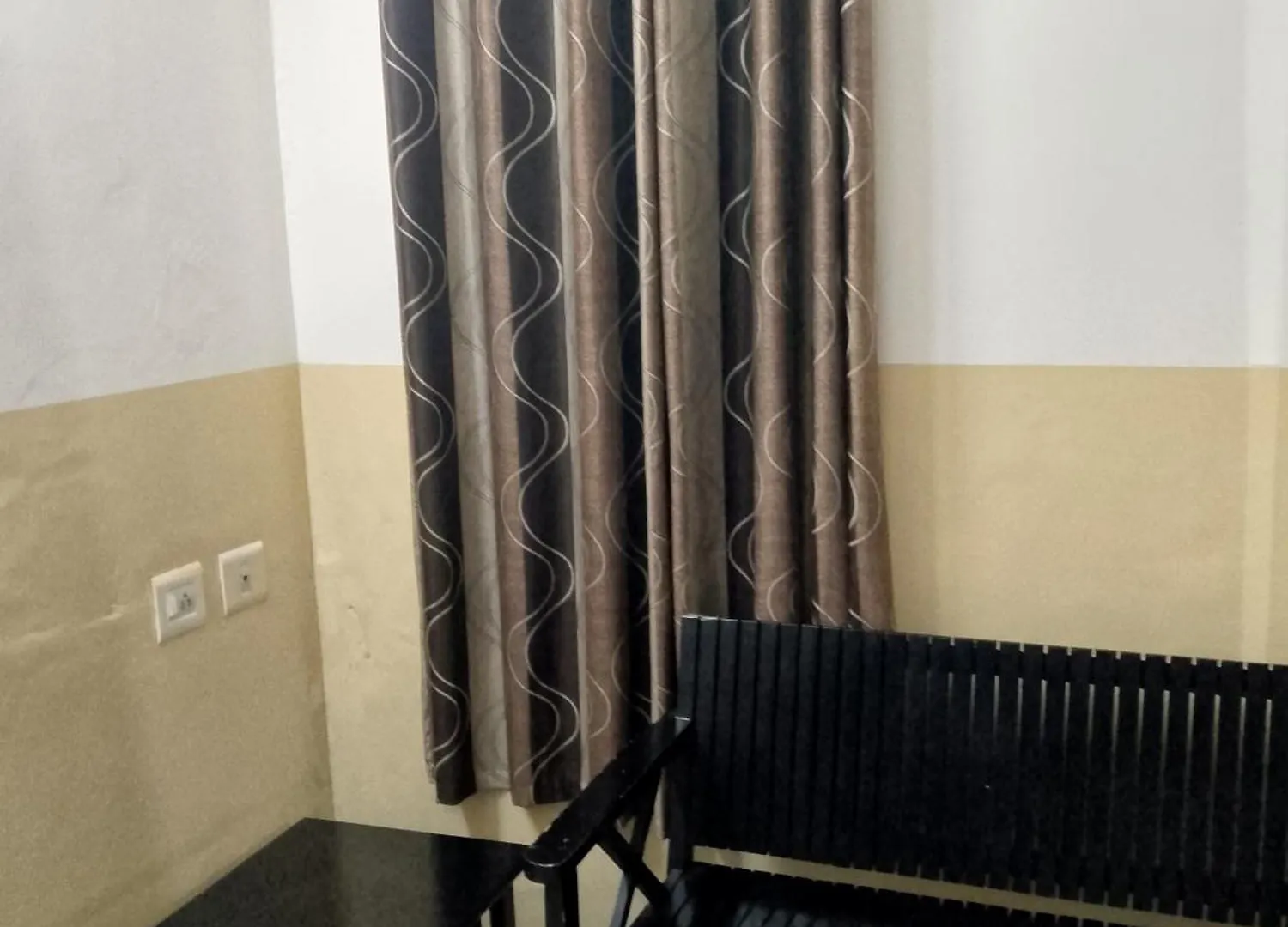 Lotus Grand Residency Hotell Angādipuram Indien